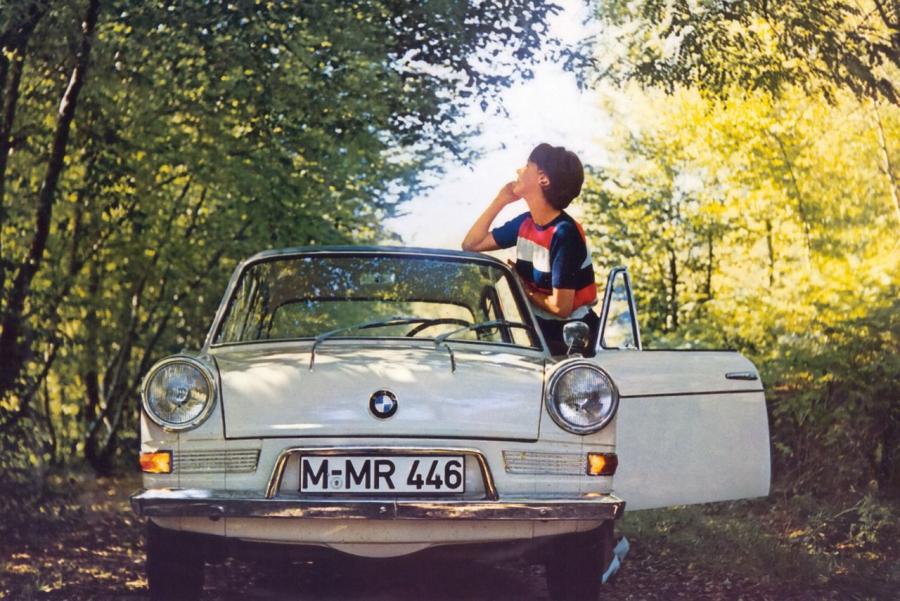  BMW 700 Coupe 1959 года  (фото 10 из 20)